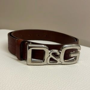 Dolce and Gabbana brown leather skirt for women.